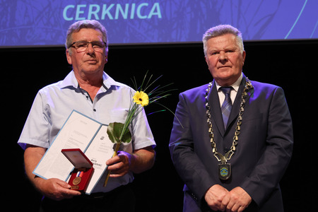 SLAVNOSTNA SEJA OBČINSKEGA SVETA S PODELITVIJO OBČINSKIH PRIZNANJ 22 FOTO LJUBO VUKELIČ